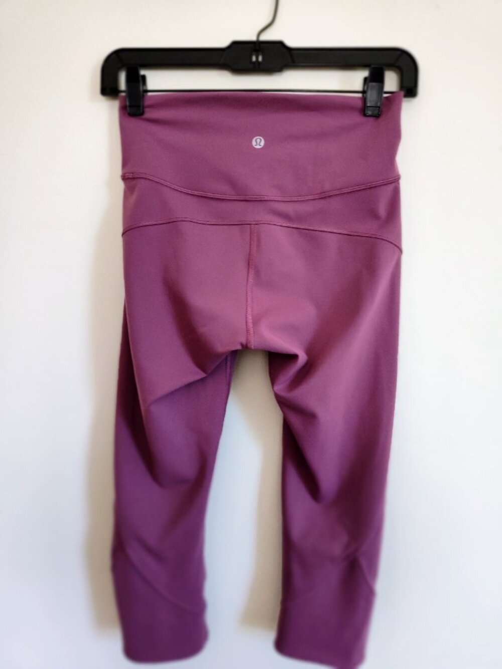 Lululemon In Movement Cropped Legging - Picture 2 of 4